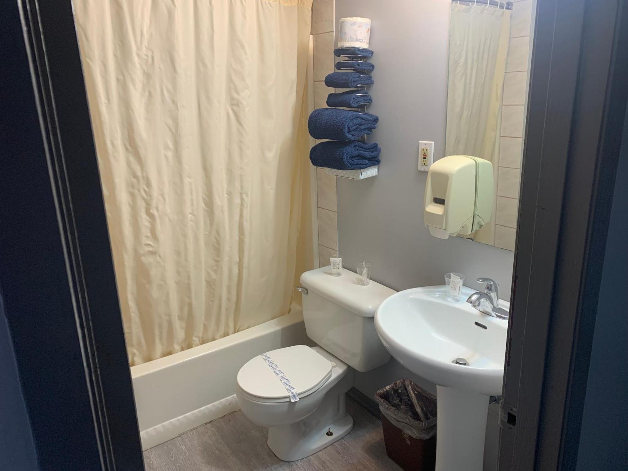 Wild Rose Inn Vegreville Екстериор снимка