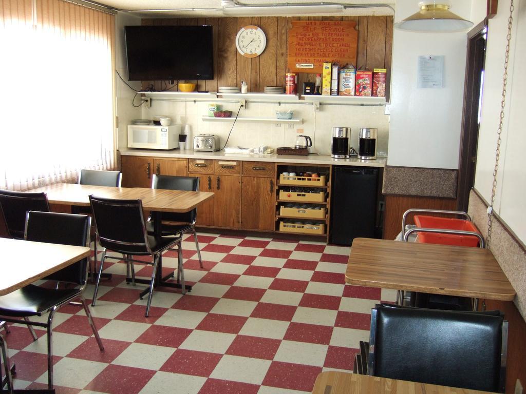 Wild Rose Inn Vegreville Екстериор снимка