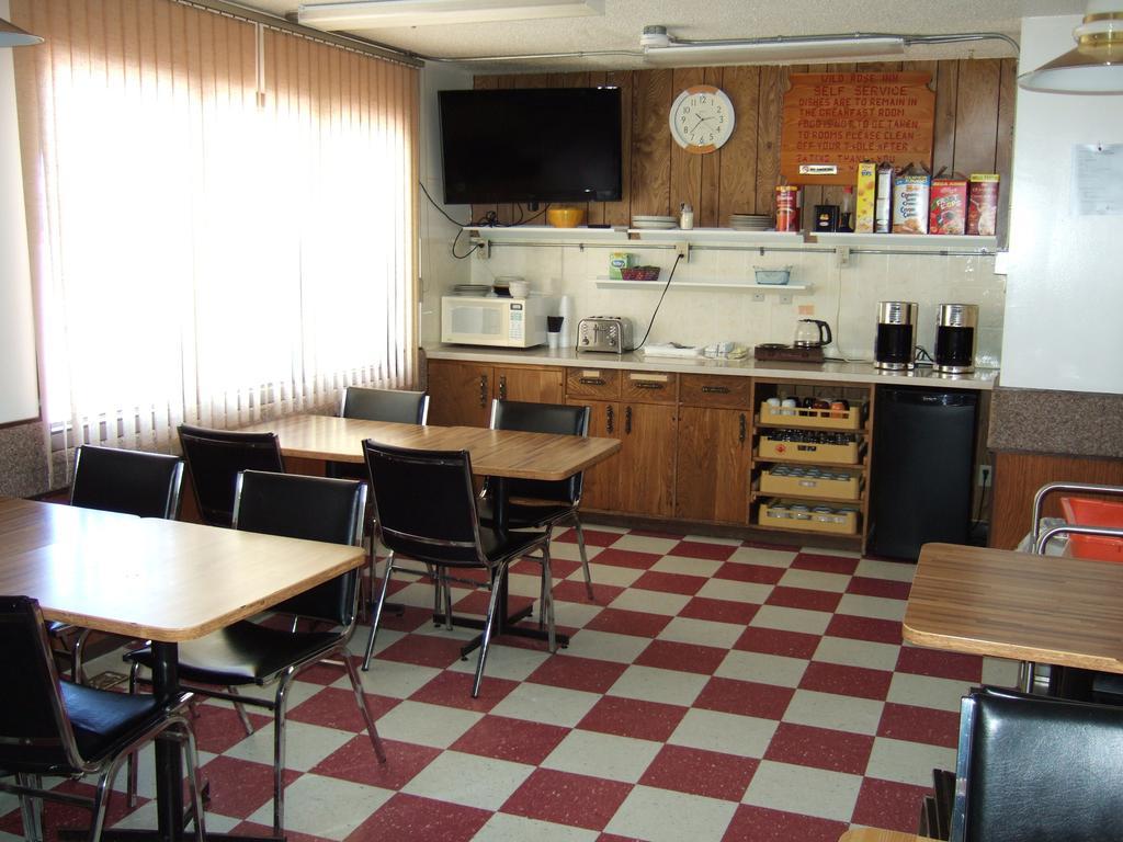 Wild Rose Inn Vegreville Екстериор снимка