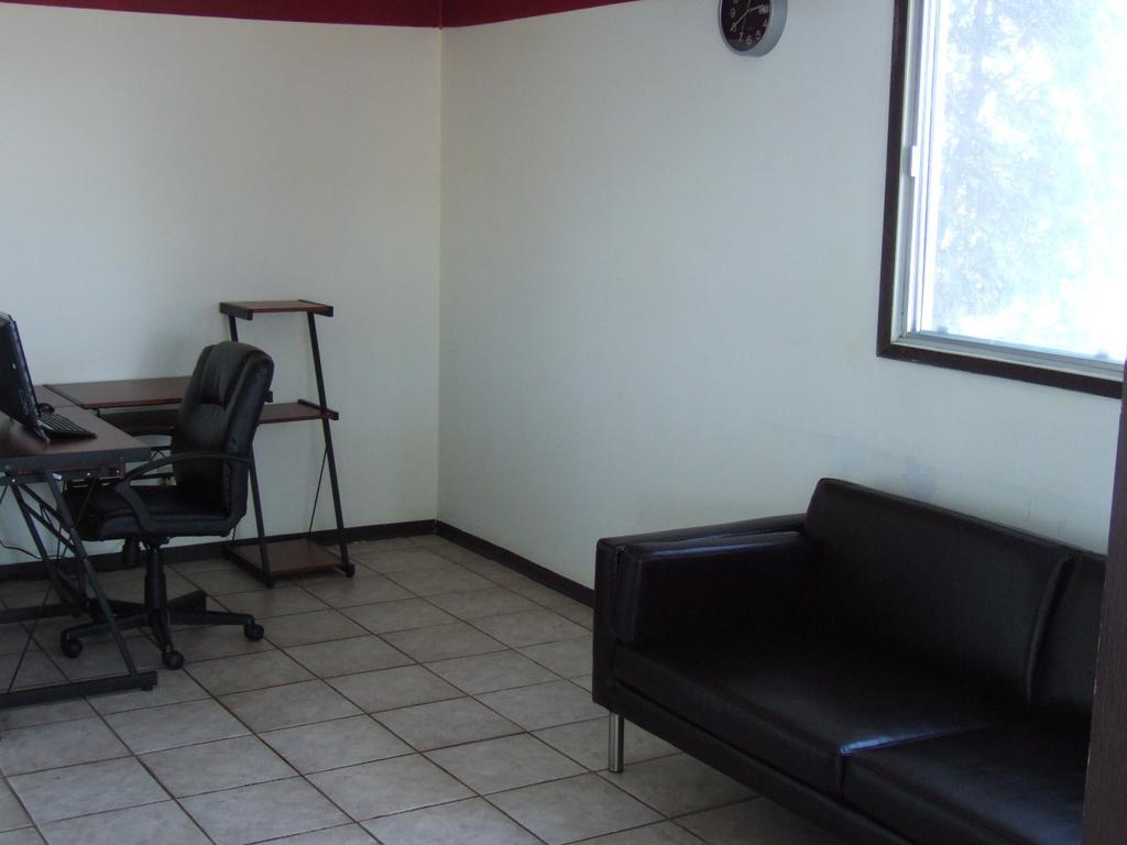 Wild Rose Inn Vegreville Екстериор снимка
