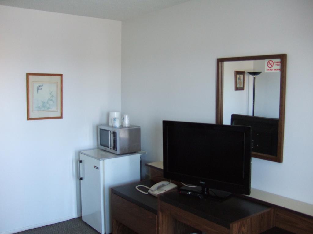Wild Rose Inn Vegreville Стая снимка
